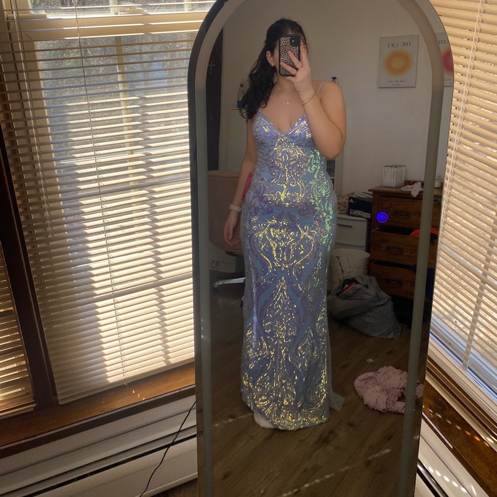 Never worn prom dress tags still on size 10/11
